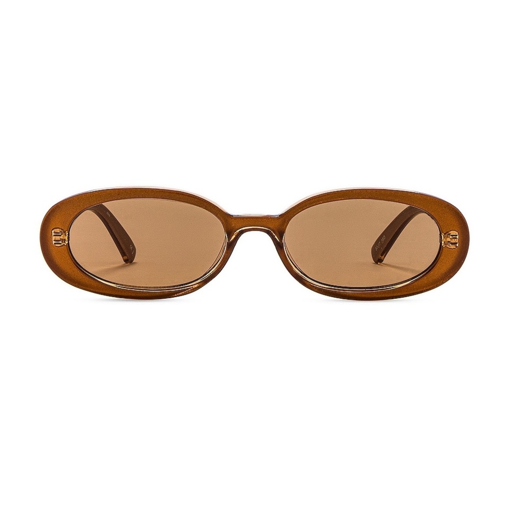 Le Specs Outta Love